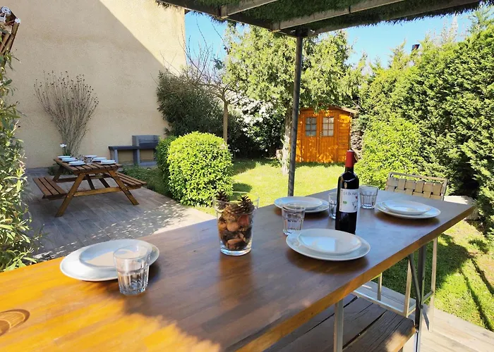 Le Patio Garonne Maison 6 Personnes, Climatise, Netflix
