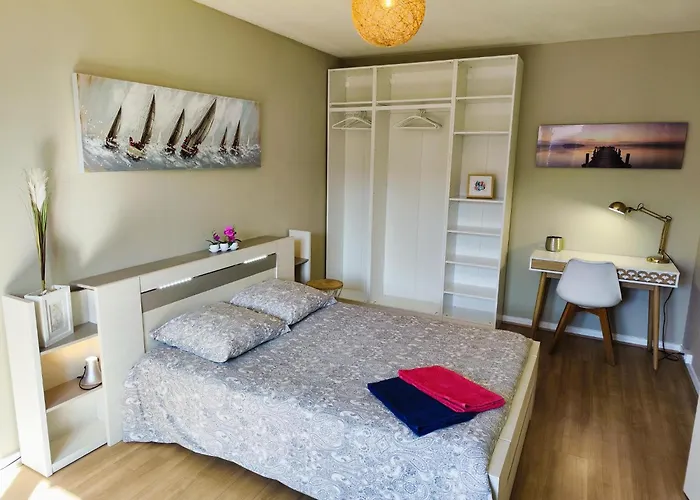 Le Patio Garonne Maison 6 Personnes, Climatise, Netflix